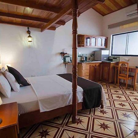 Epoca Iquitos Hotel Buitenkant foto
