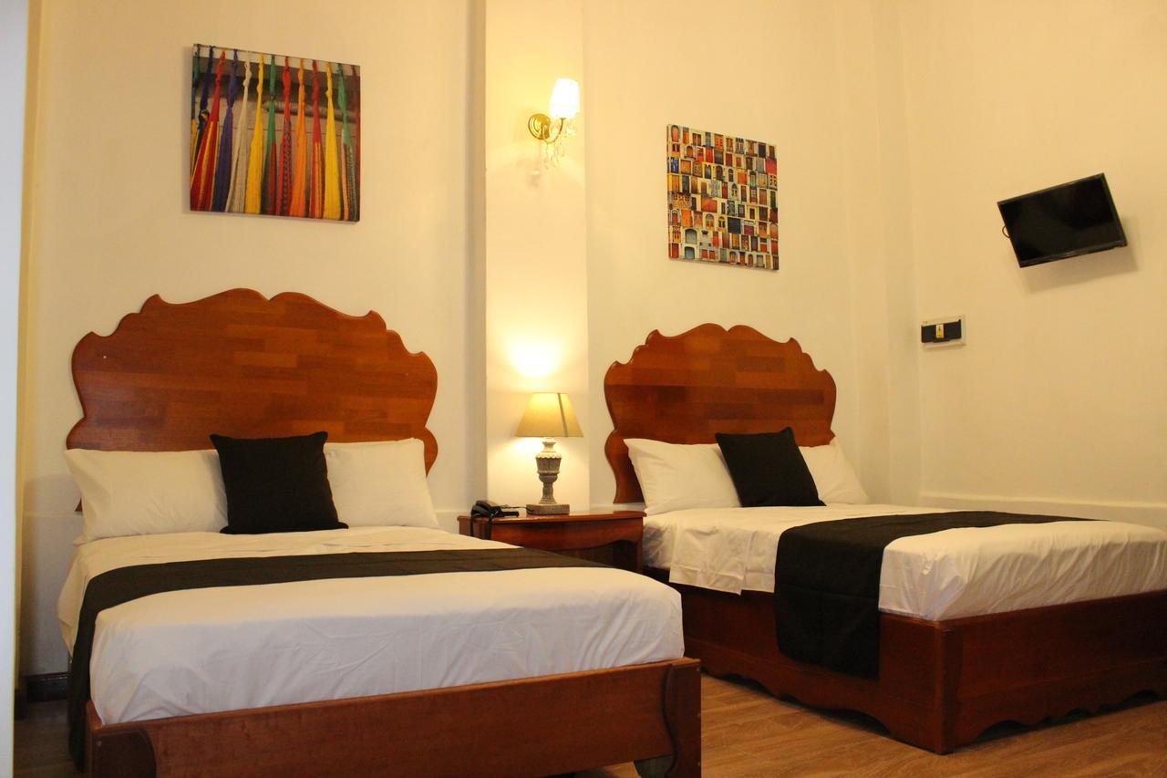 Epoca Iquitos Hotel Buitenkant foto