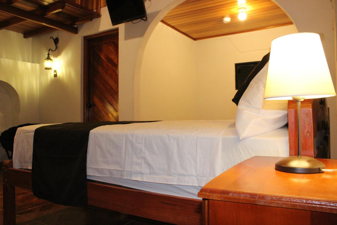 Epoca Iquitos Hotel Buitenkant foto